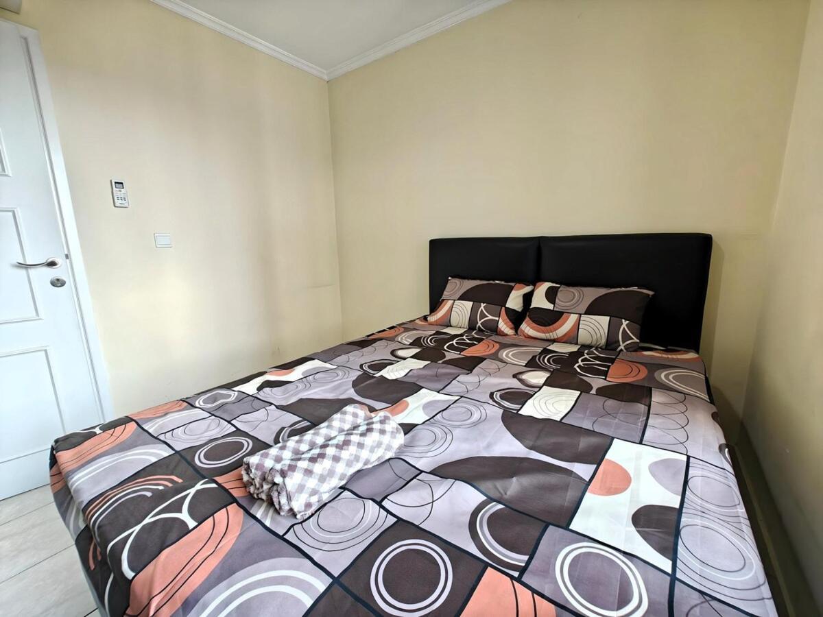 Strategic 2br Gading Moi With Wi-fi, Pool & Gym By 2ndhome Pangsapuri