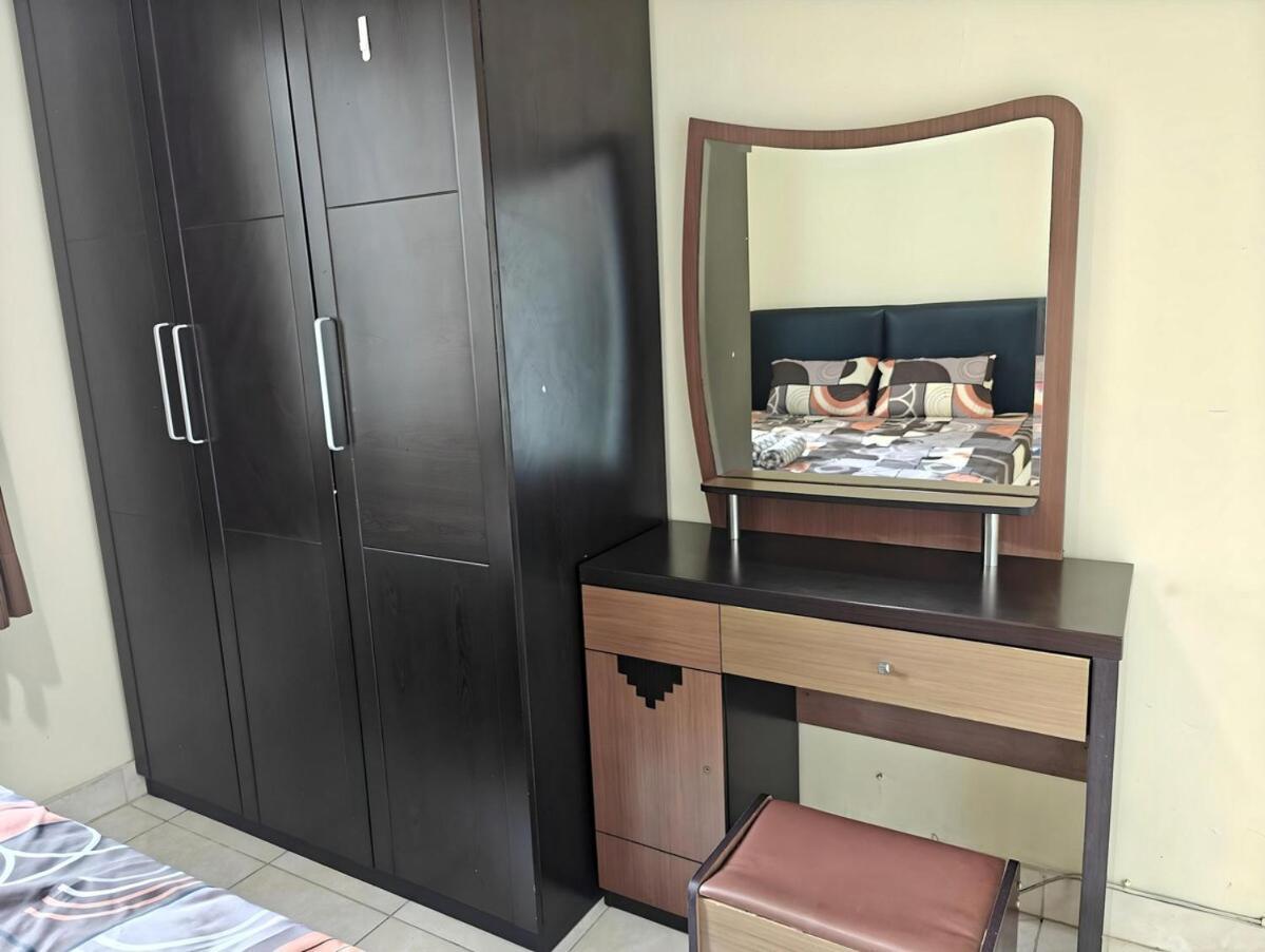 Pangsapuri Strategic 2br Gading Moi With Wi-fi, Pool & Gym By 2ndhome Jakarta