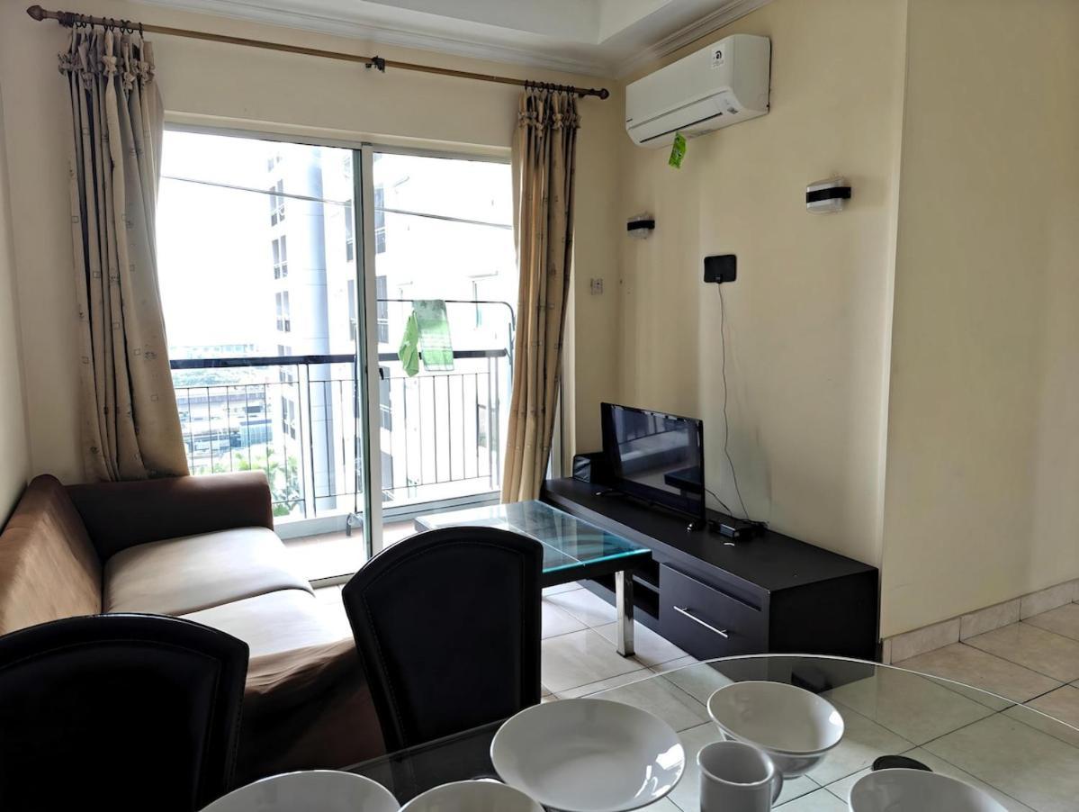 Strategic 2br Gading Moi With Wi-fi, Pool & Gym By 2ndhome Pangsapuri